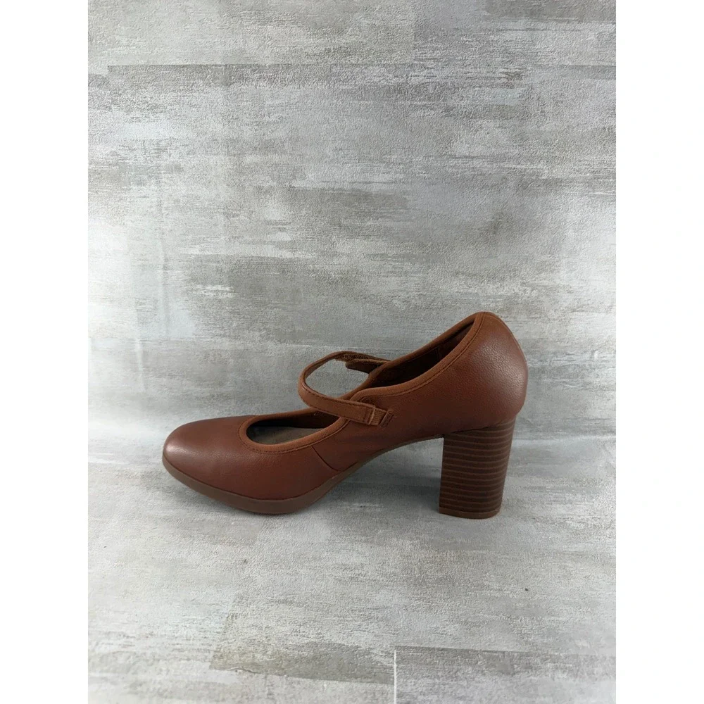 Clarks Collection Brown Leather Mary Jane Pumps Block Heel Women Sz 7.5M
